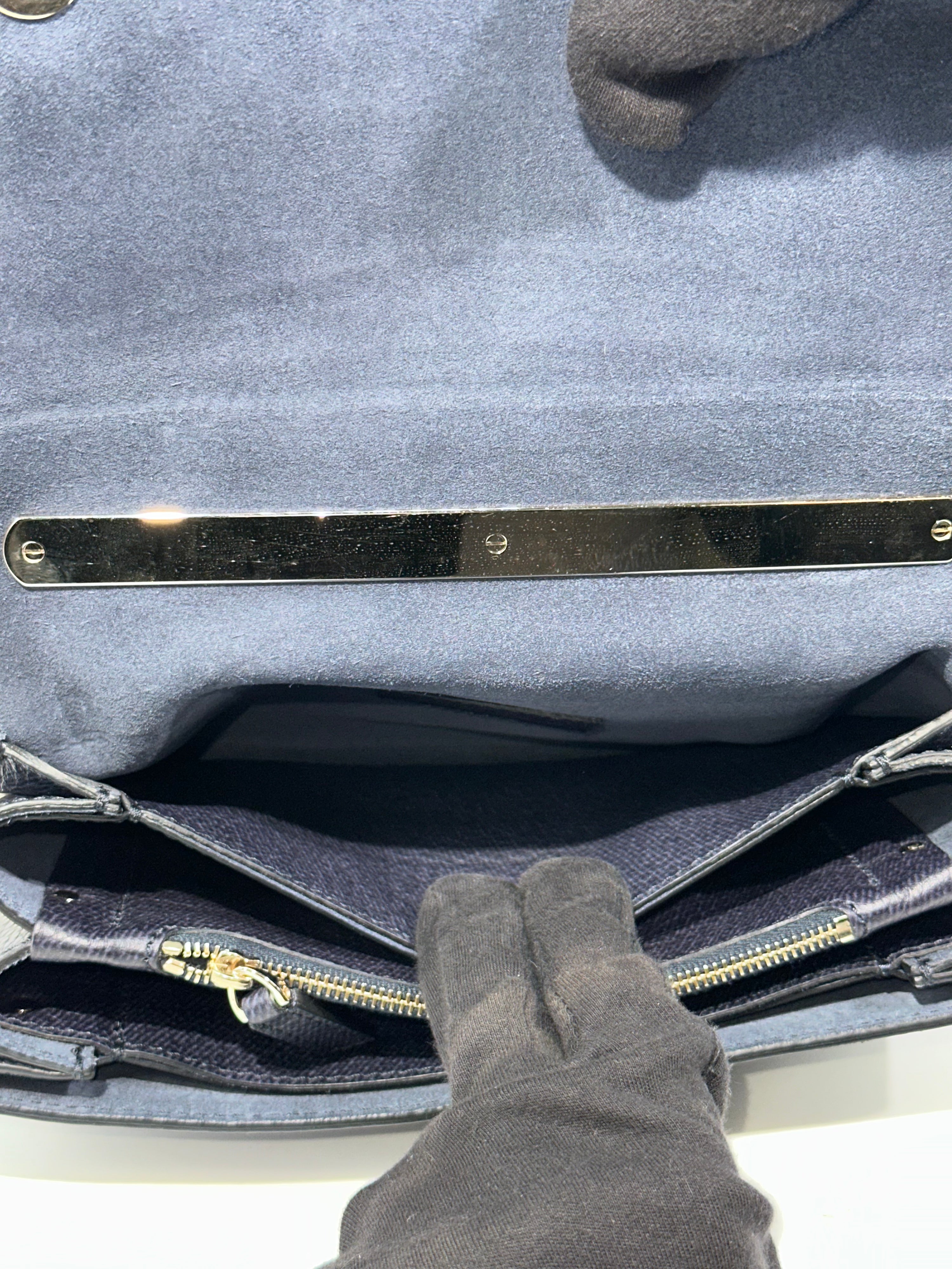 Valentino Chain Pochette