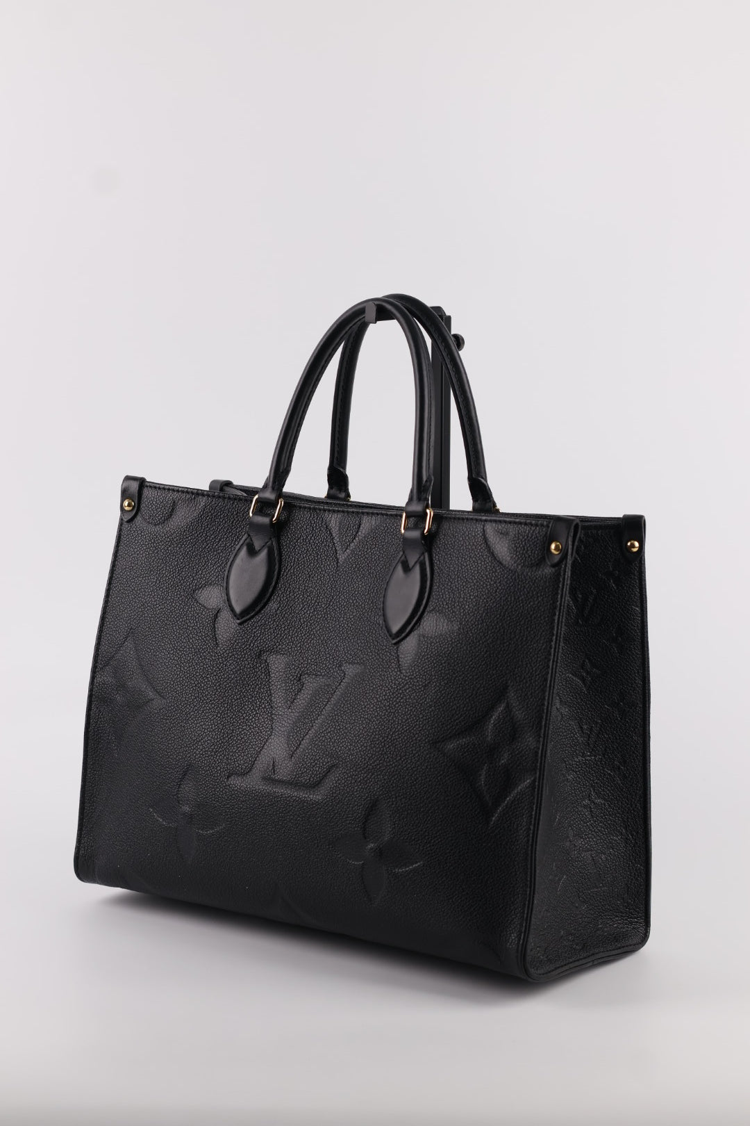 Louis Vuitton OnTheGo MM