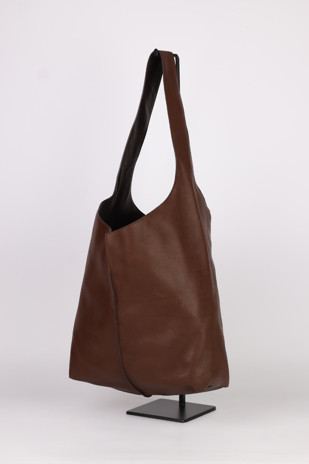 The Row Bindle Stitch in Pelle