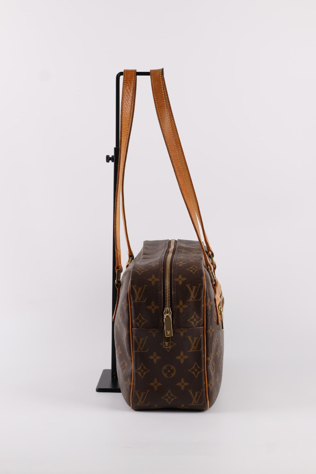 Louis Vuitton Cité GM Monogram