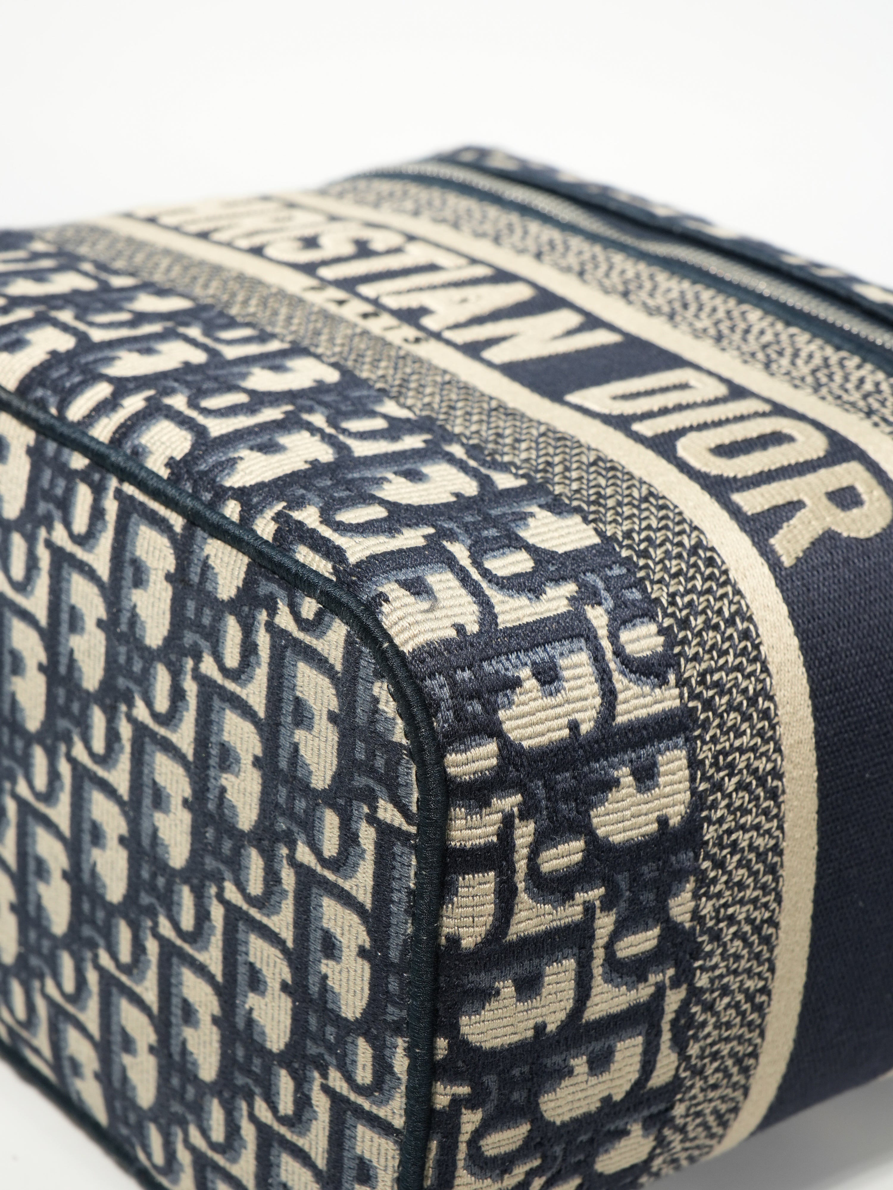 Dior Vanity DiorTravel Jacquard Oblique