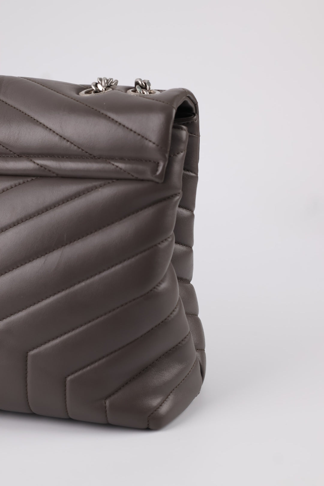Saint Laurent Lou Lou Medium