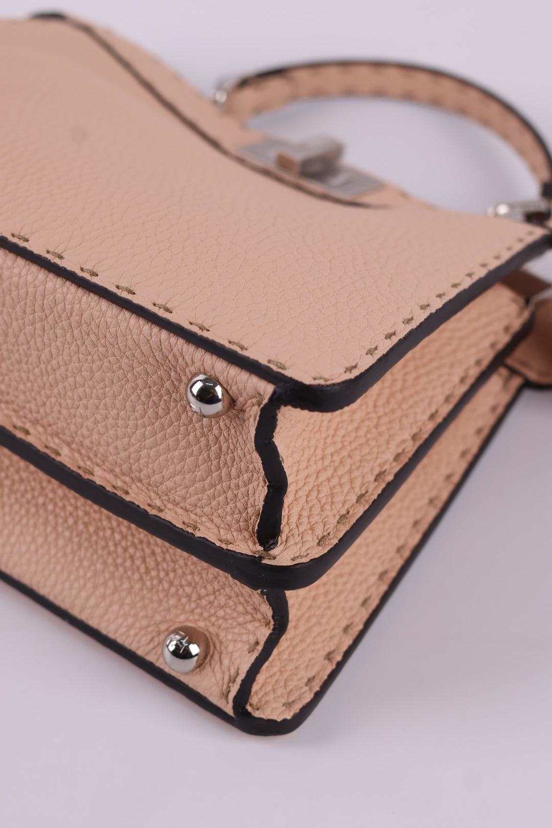 Fendi Peekaboo Small Iseeu Selleria