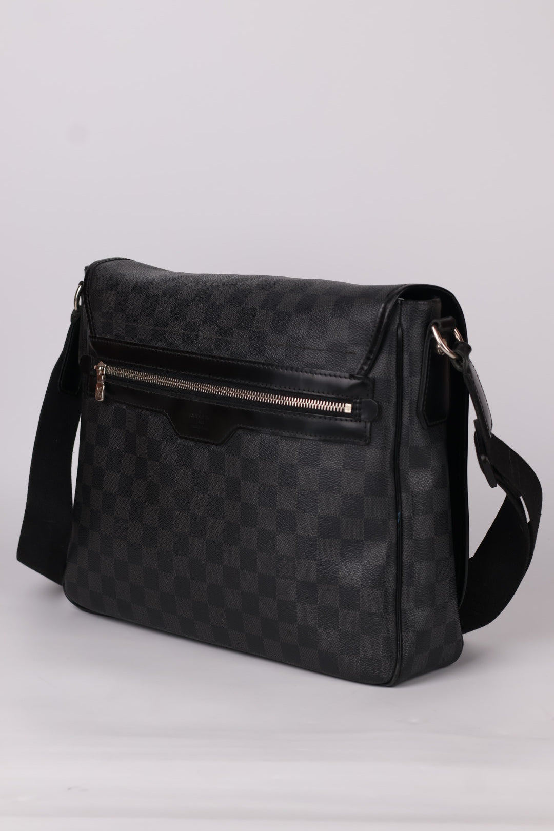 Louis Vuitton Abesses Messenger Damier Graphite