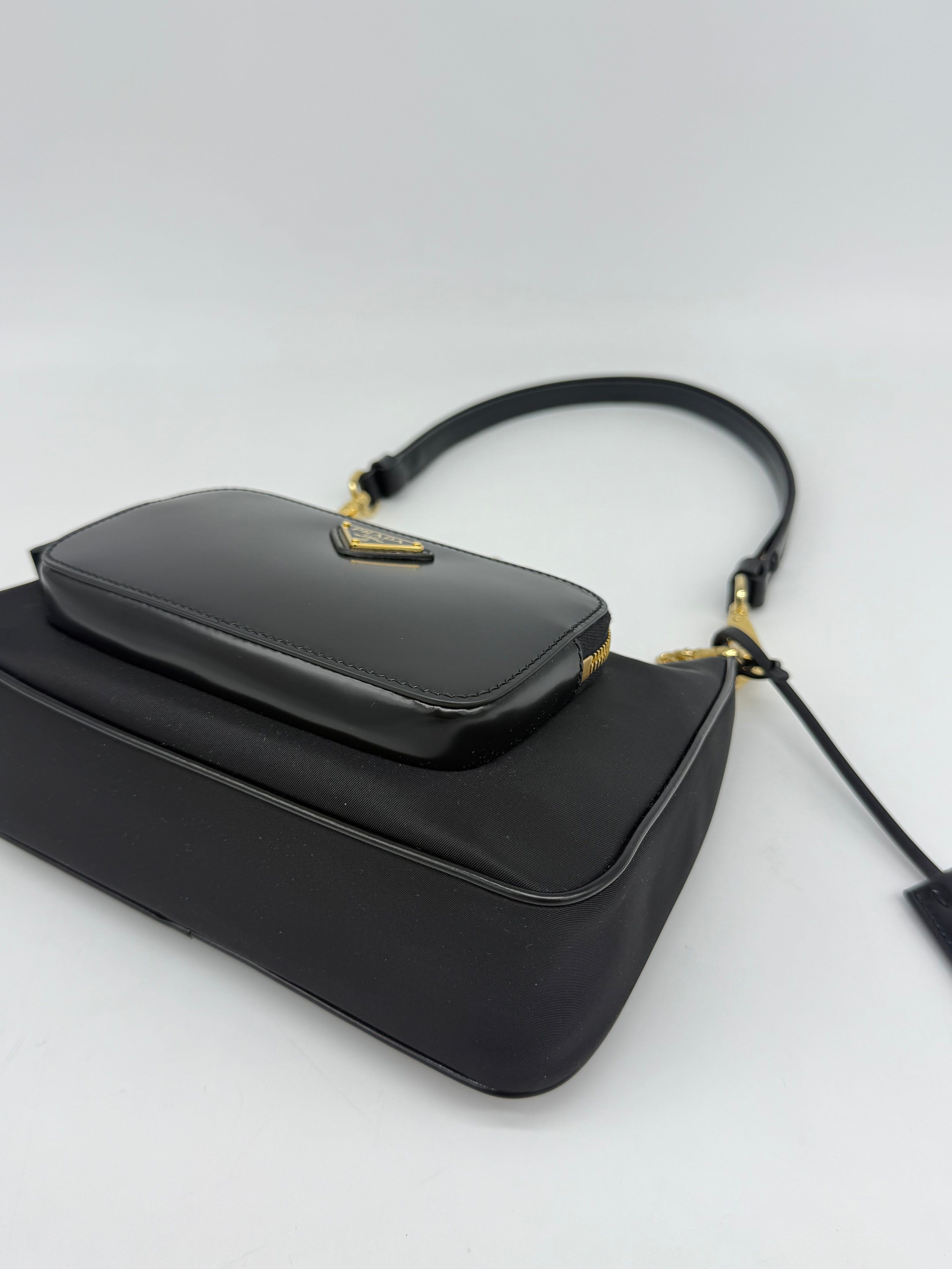 Prada Re-Edition Nylon e Pelle