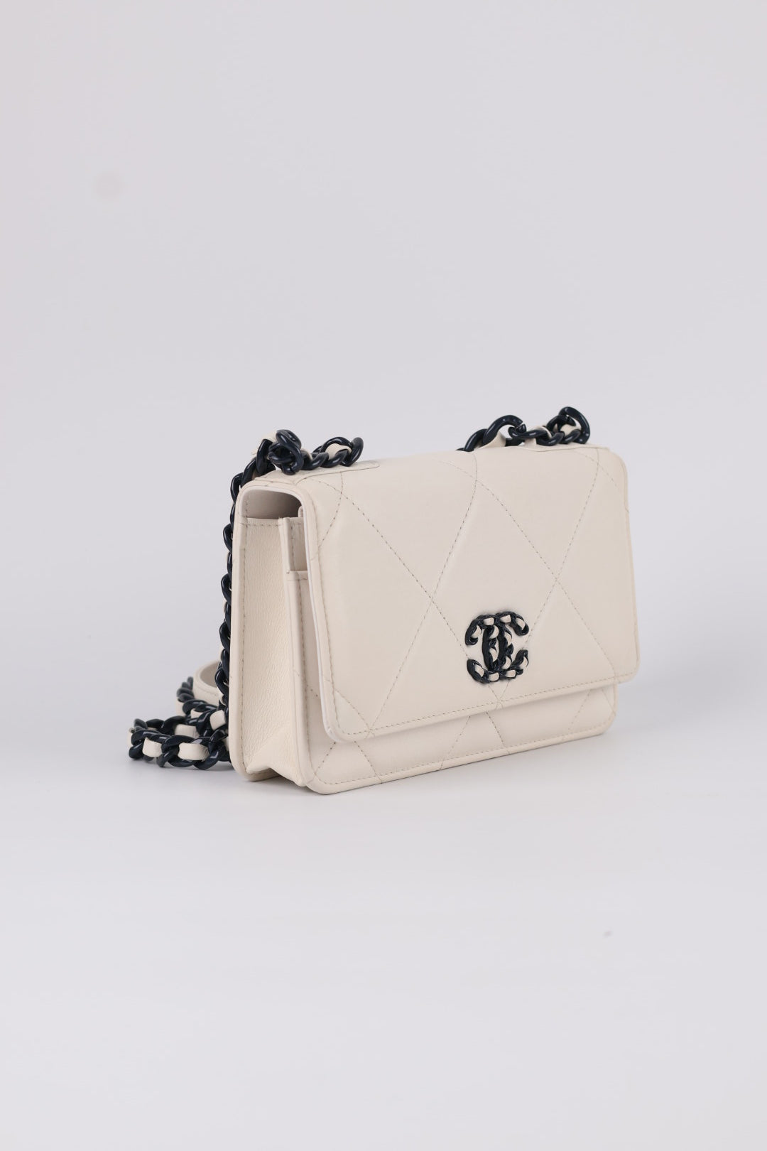 Chanel 19 Woc in Pelle