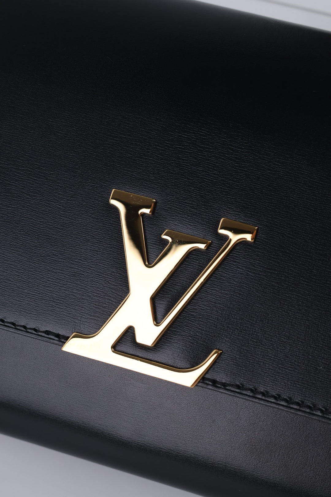 Louis Vuitton Louise GM in Pells