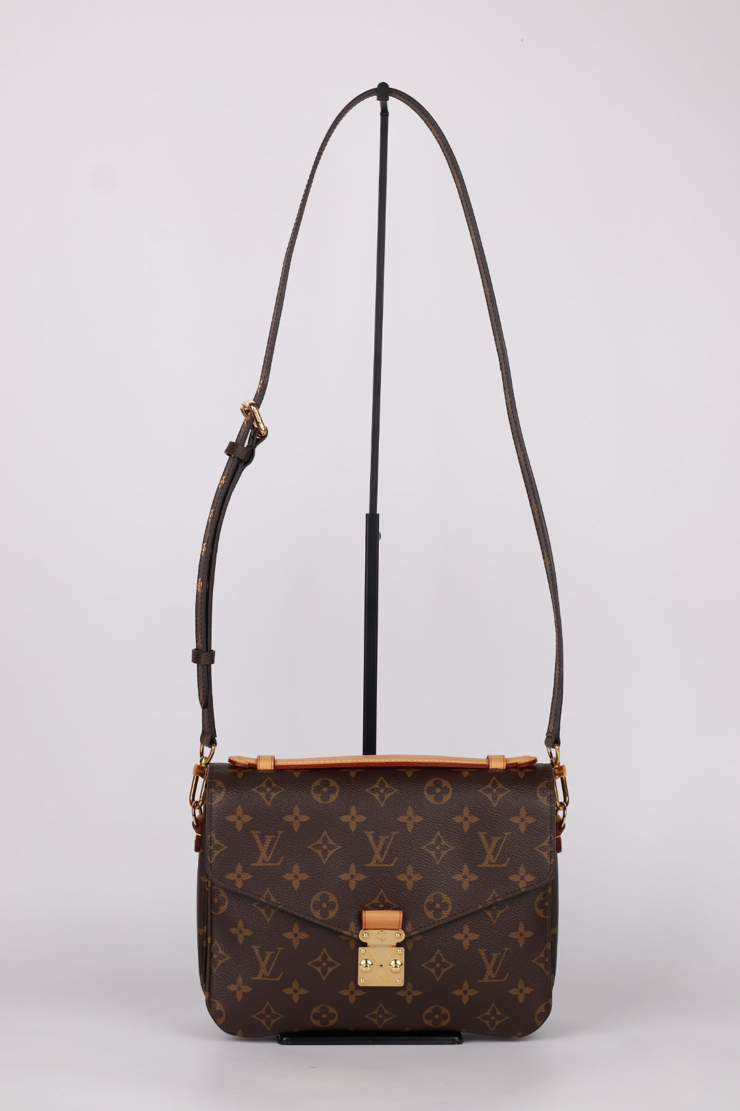 Louis Vuitton Métis Monogram
