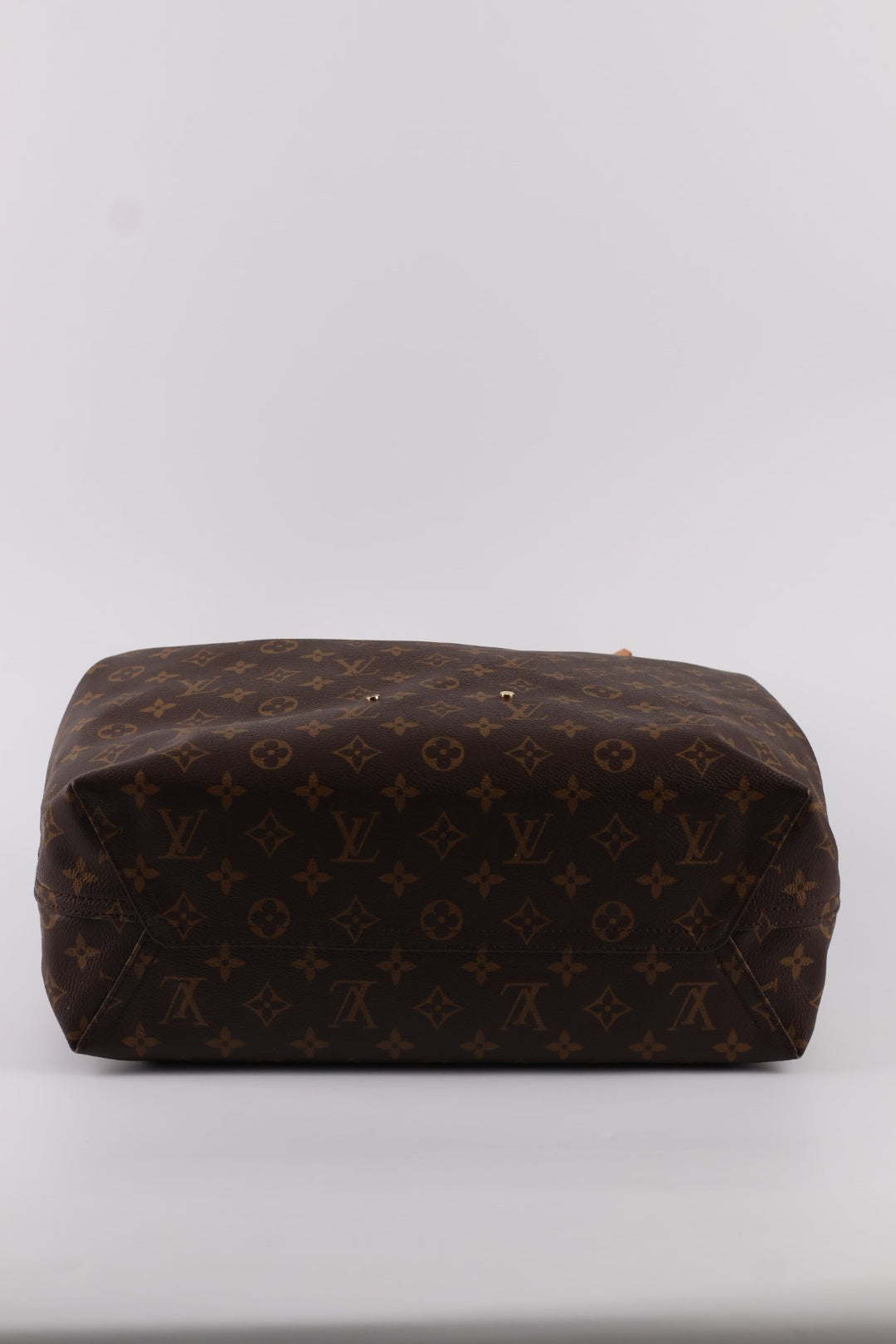 Louis Vuitton Atlantis GM Monogram