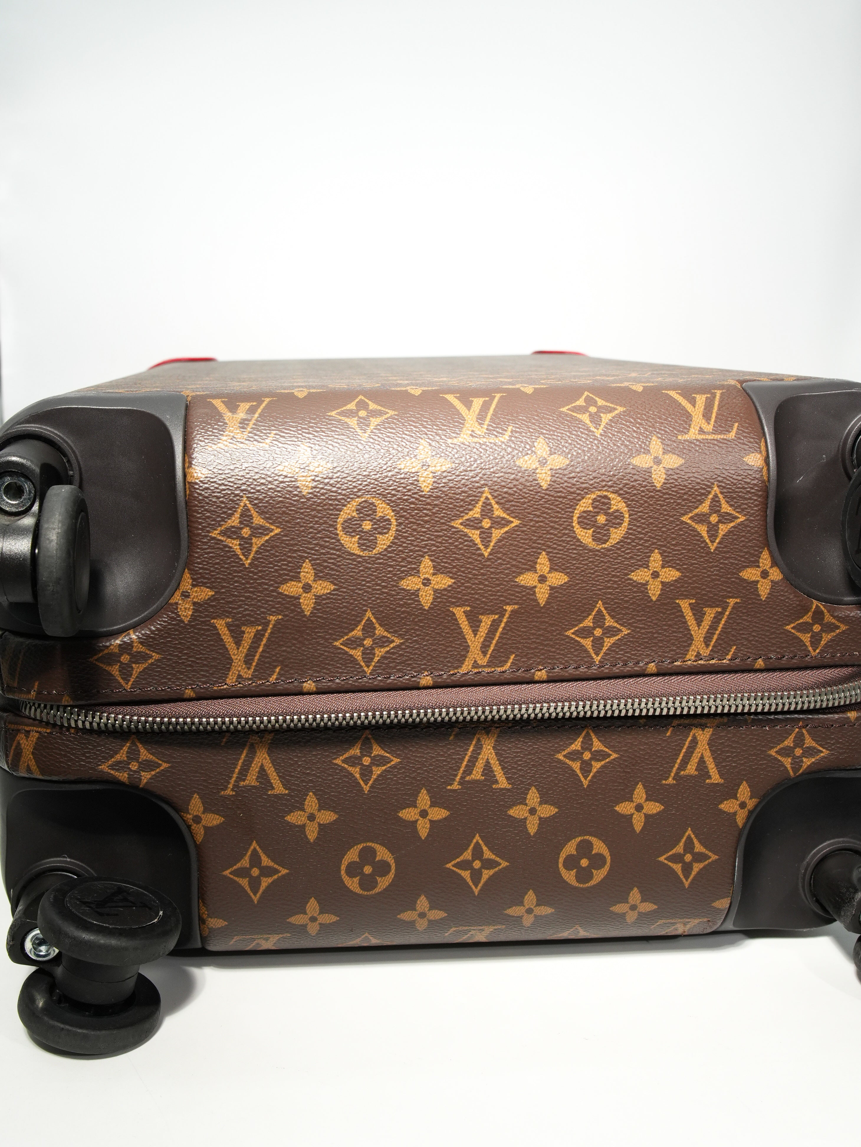 Louis Vuitton Horizon 55 Monogram