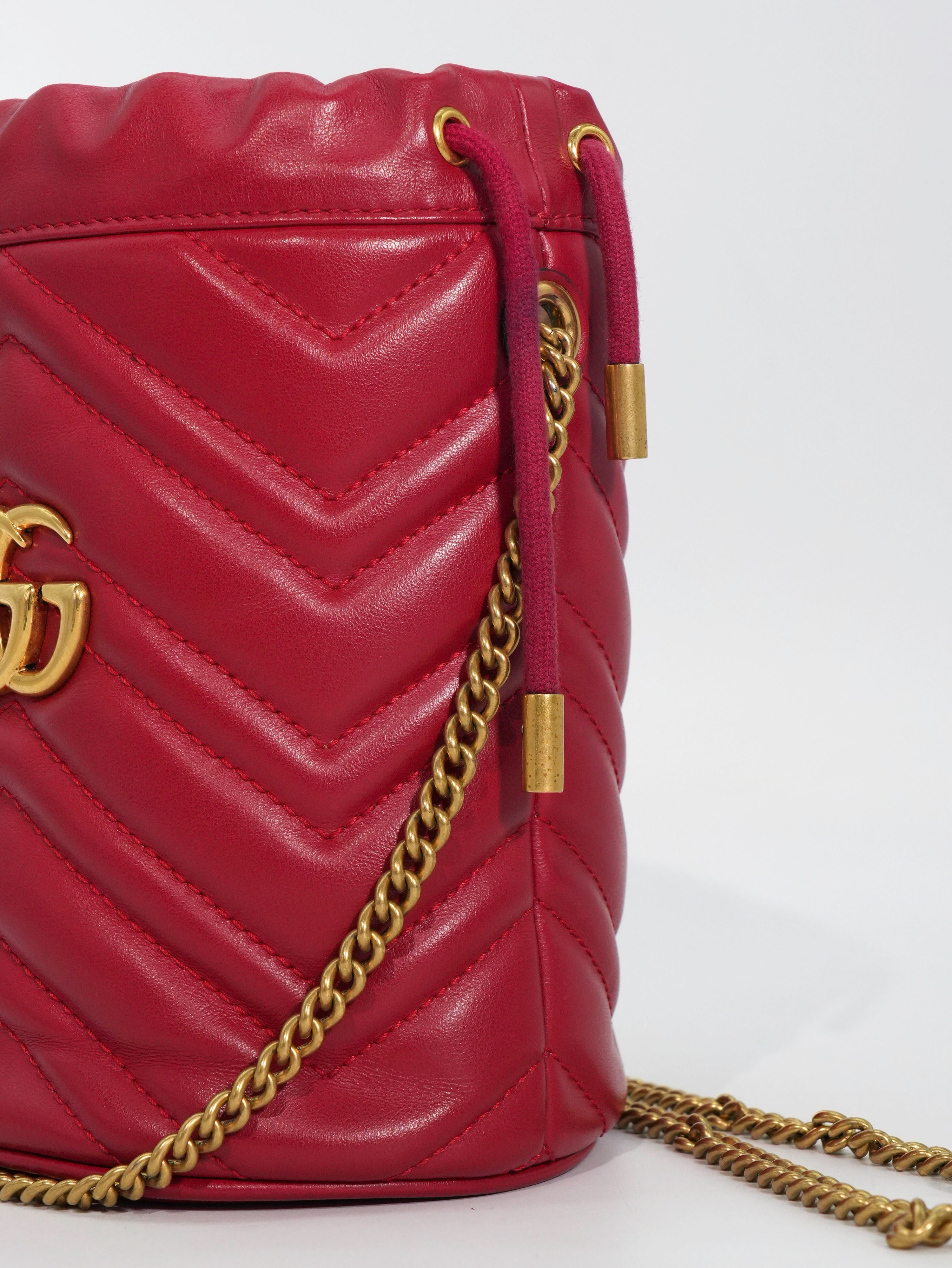 Gucci Bucket GG Marmont