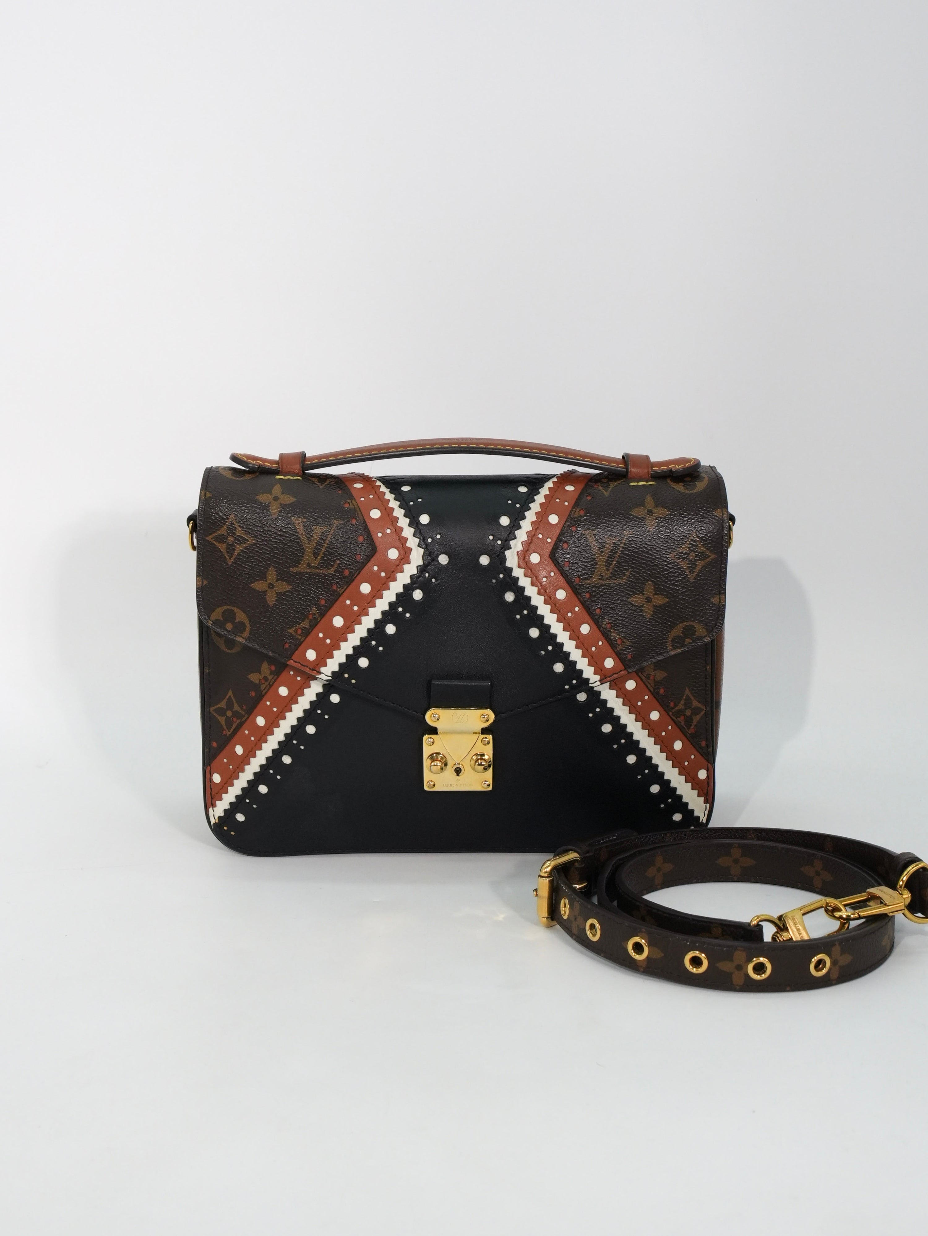 Louis Vuitton Métis Brogue Monogram