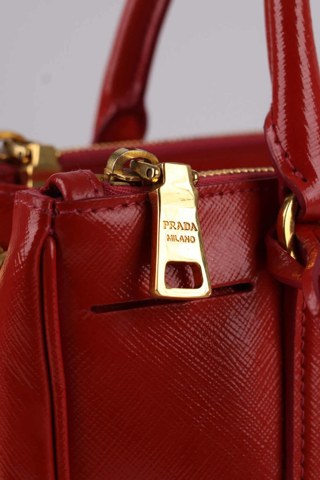 Prada Galleria Small Saffiano