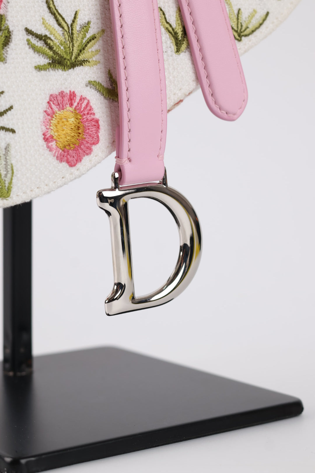 Dior Saddle Piccola Daisy Garden