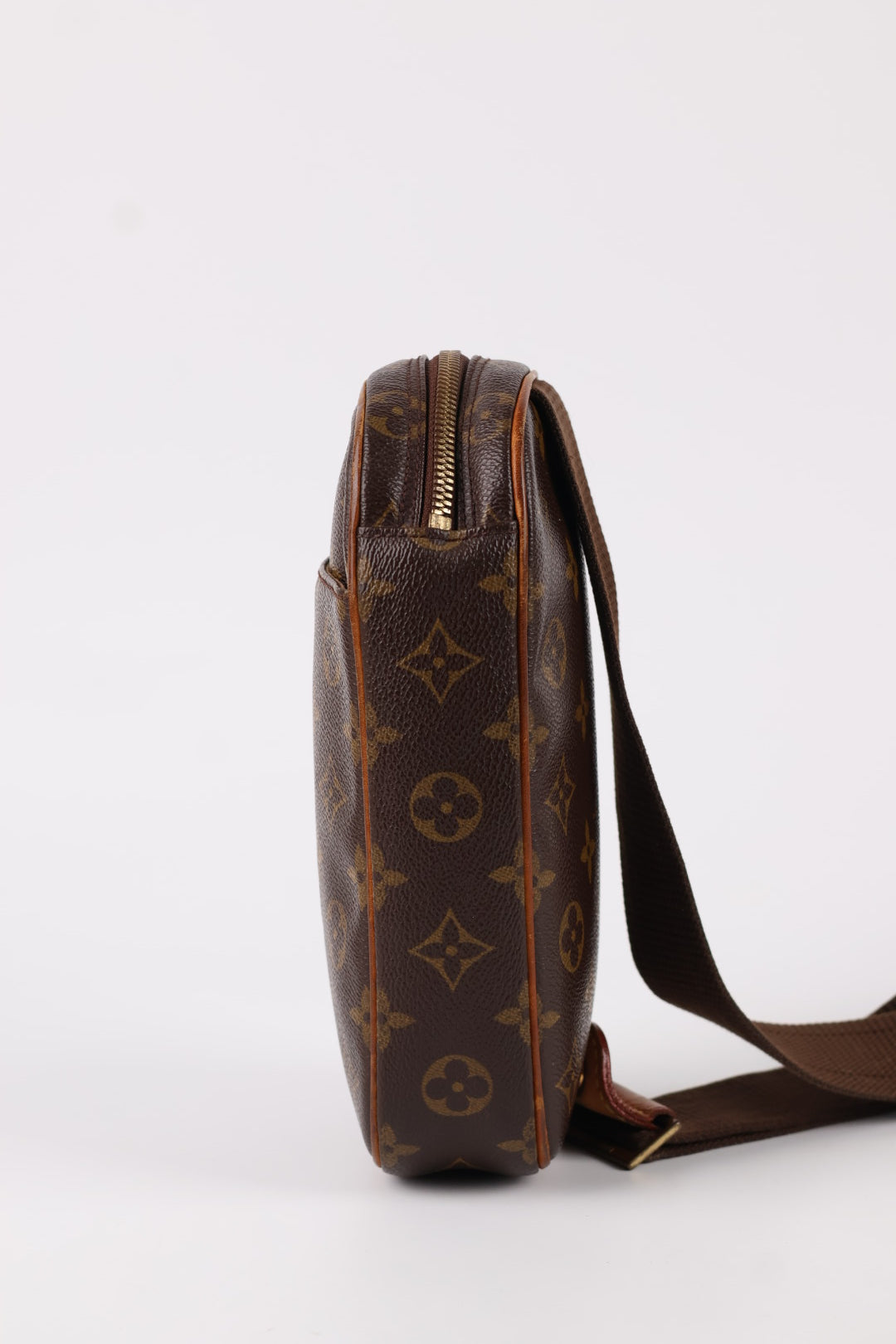 Louis Vuitton Marsupio Gange Monogram