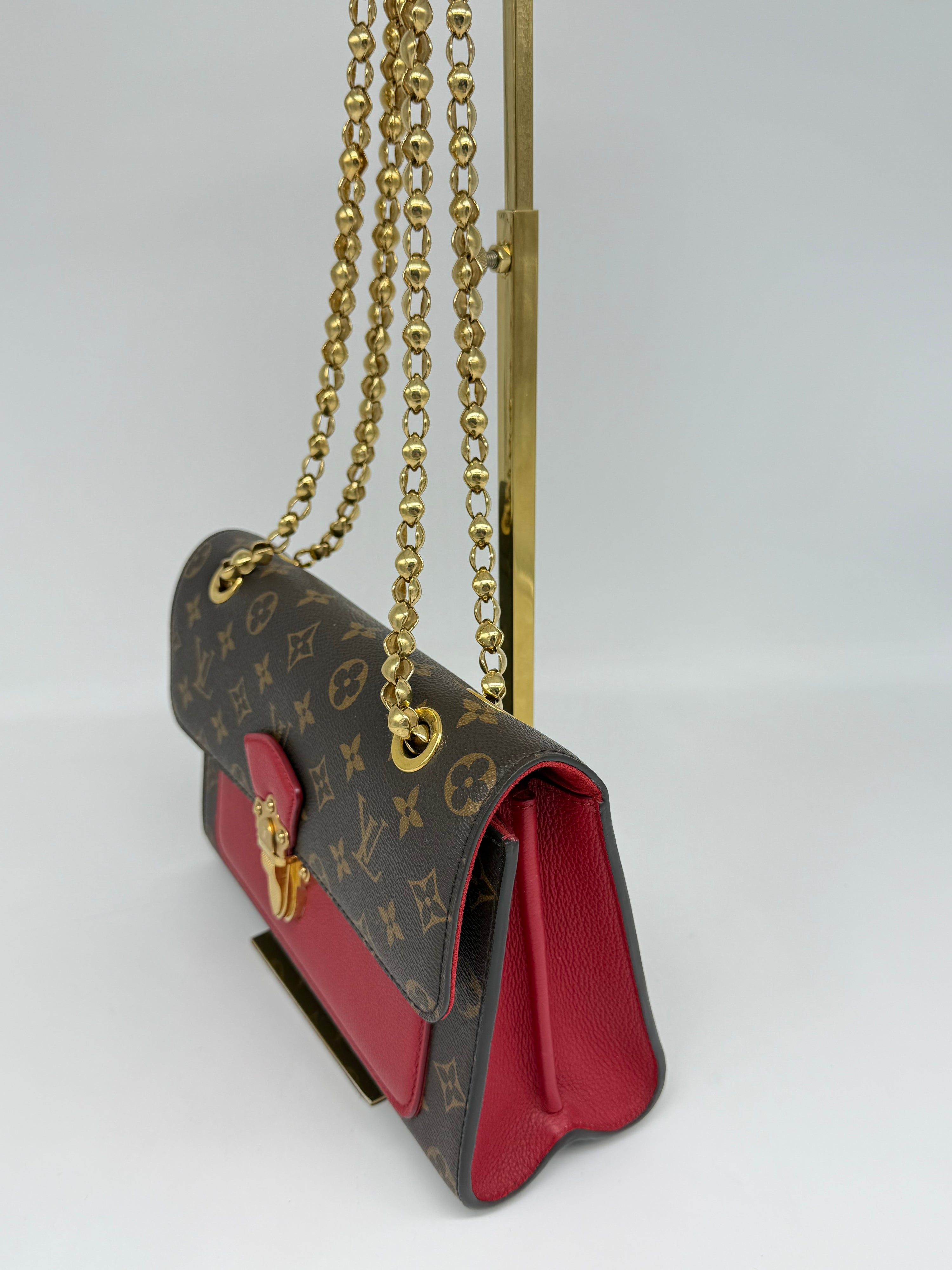 Louis Vuitton Victoire Monogram