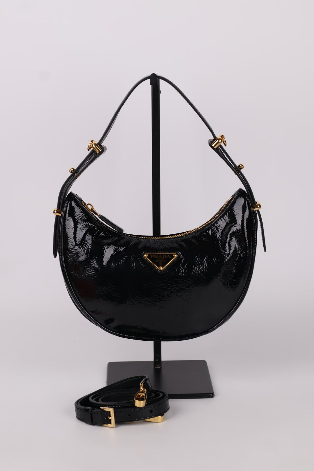 Prada Arqué in Pelle Verniciata