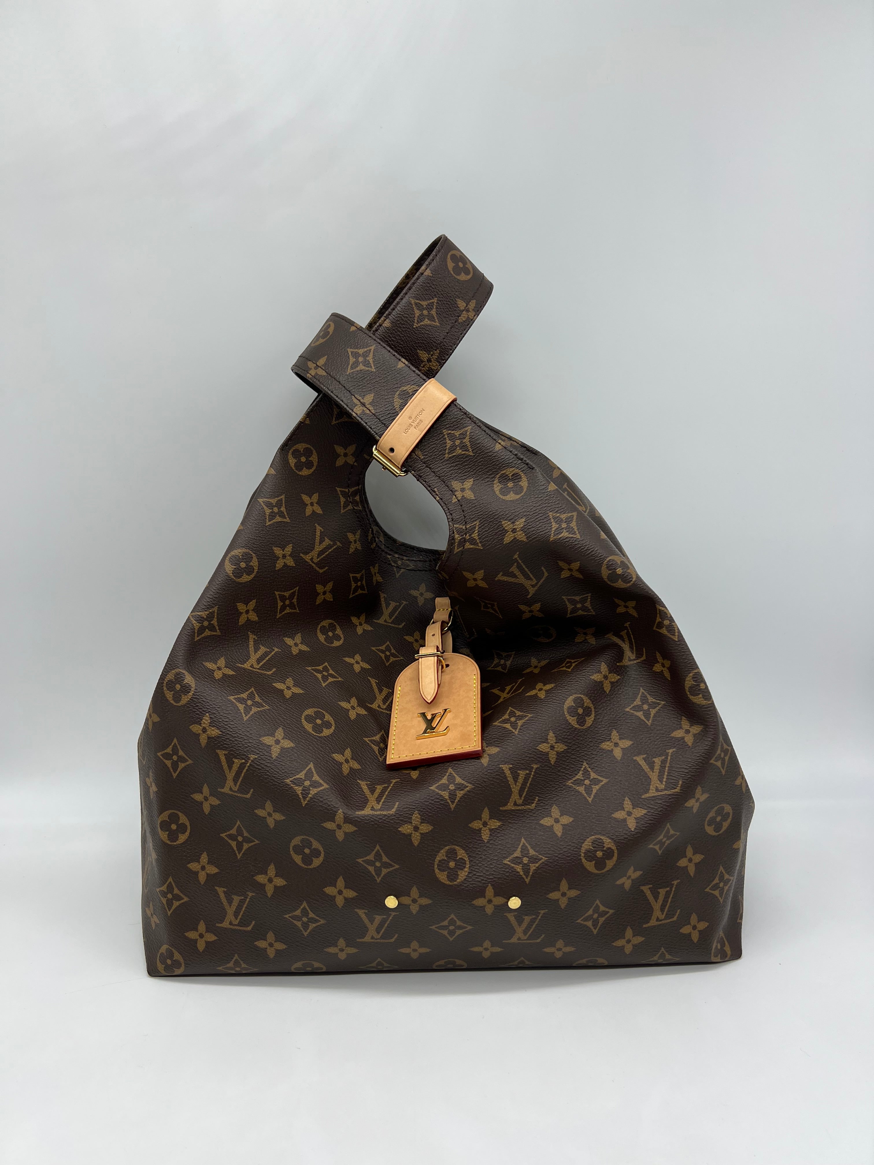 Louis Vuitton Atlantis GM Monogram