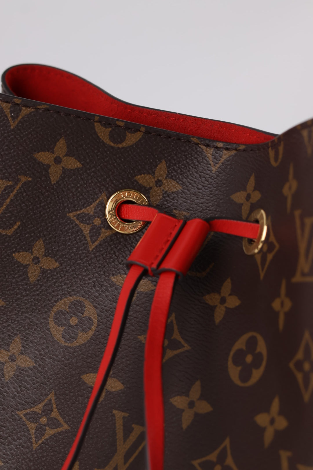 Louis Vuitton Neo Noé MM