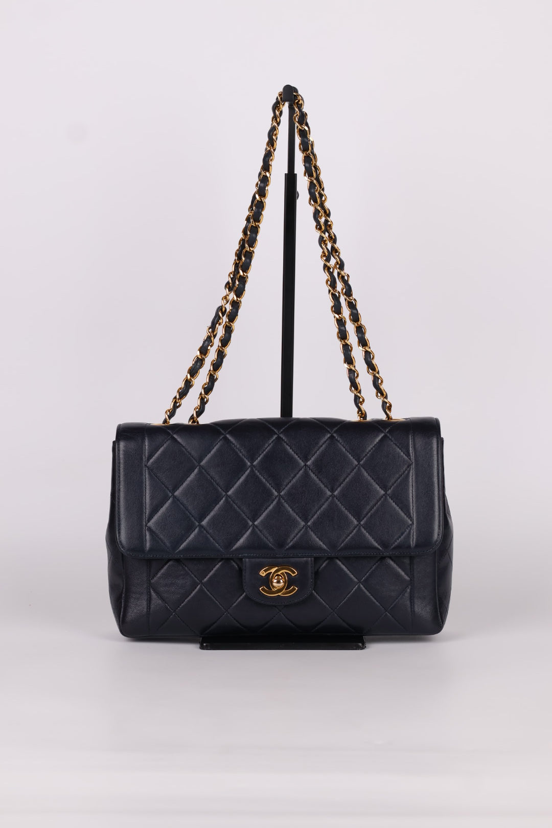 Chanel Classic Flap Vintage Matelassé