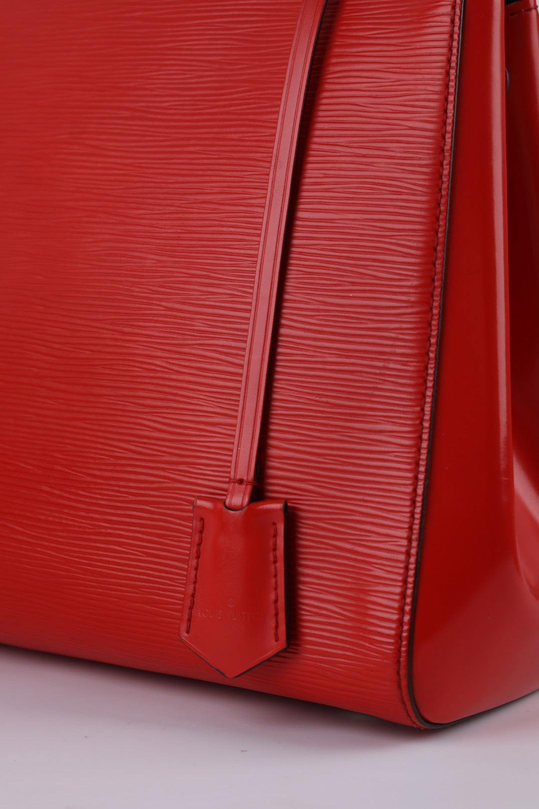 Louis Vuitton Cluny MM Epi