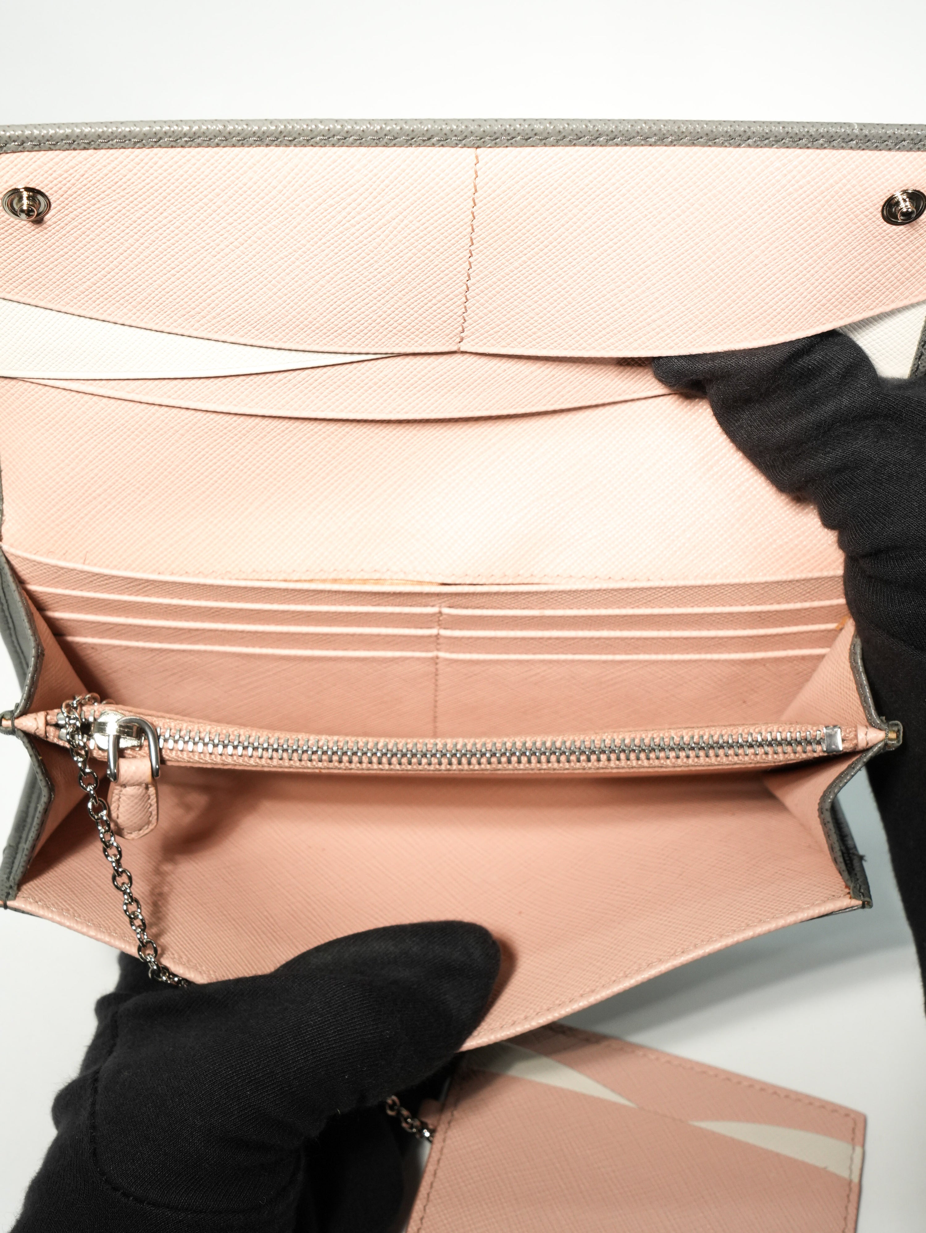 Prada Portafoglio Saffiano Lungo
