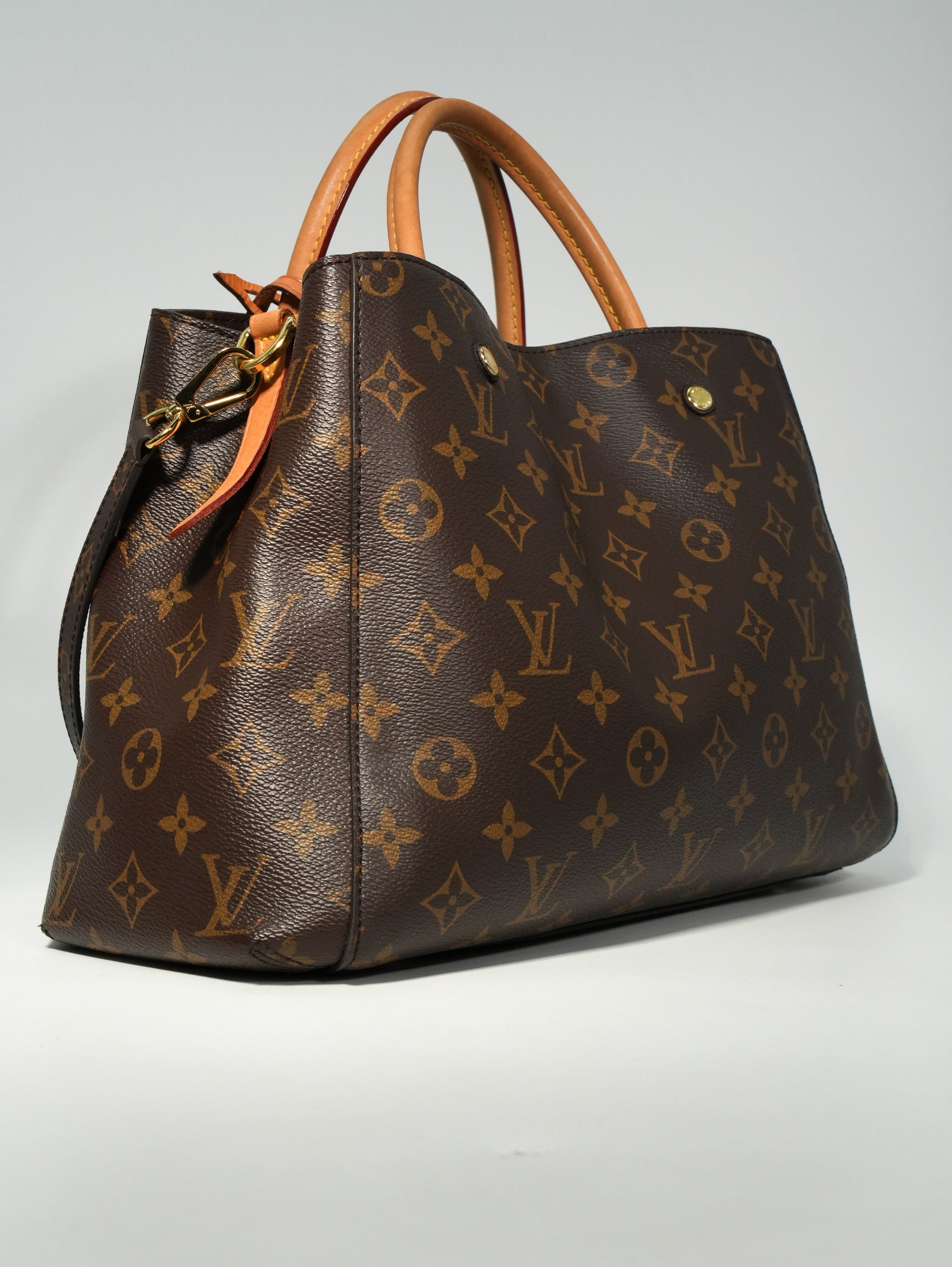 Louis Vuitton Montaigne MM