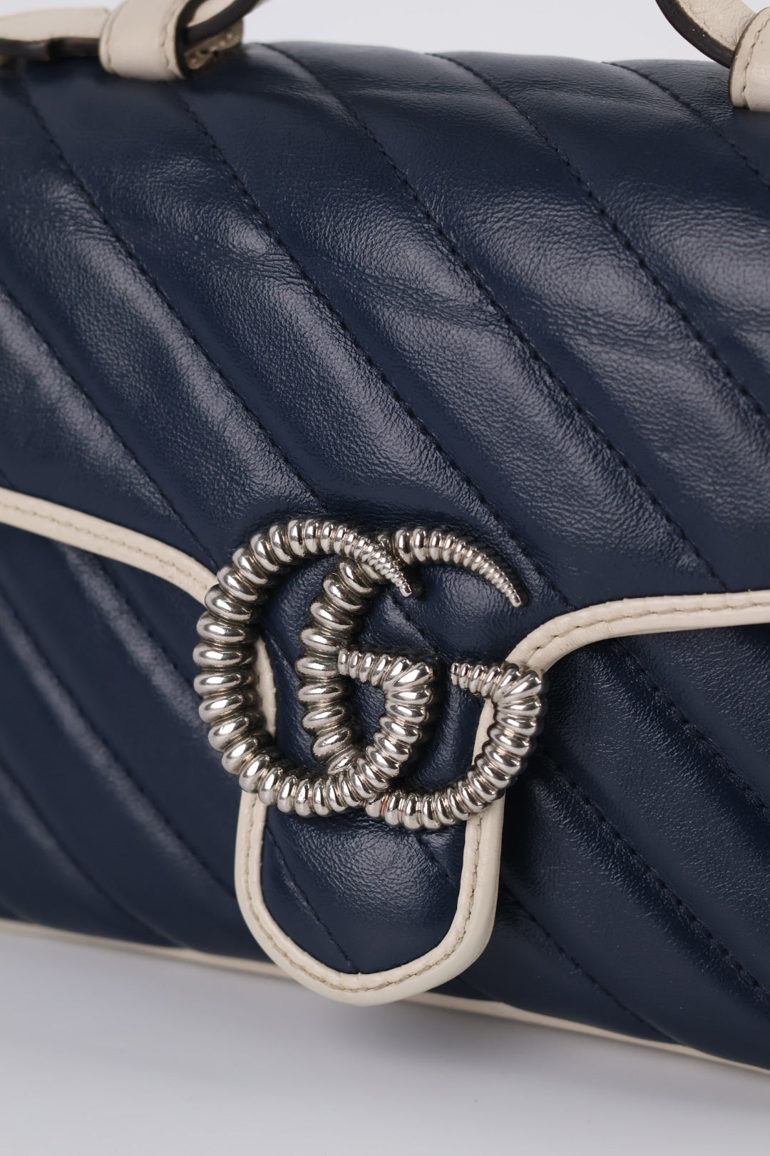 Gucci Borsa Mini Marmont Top Handle