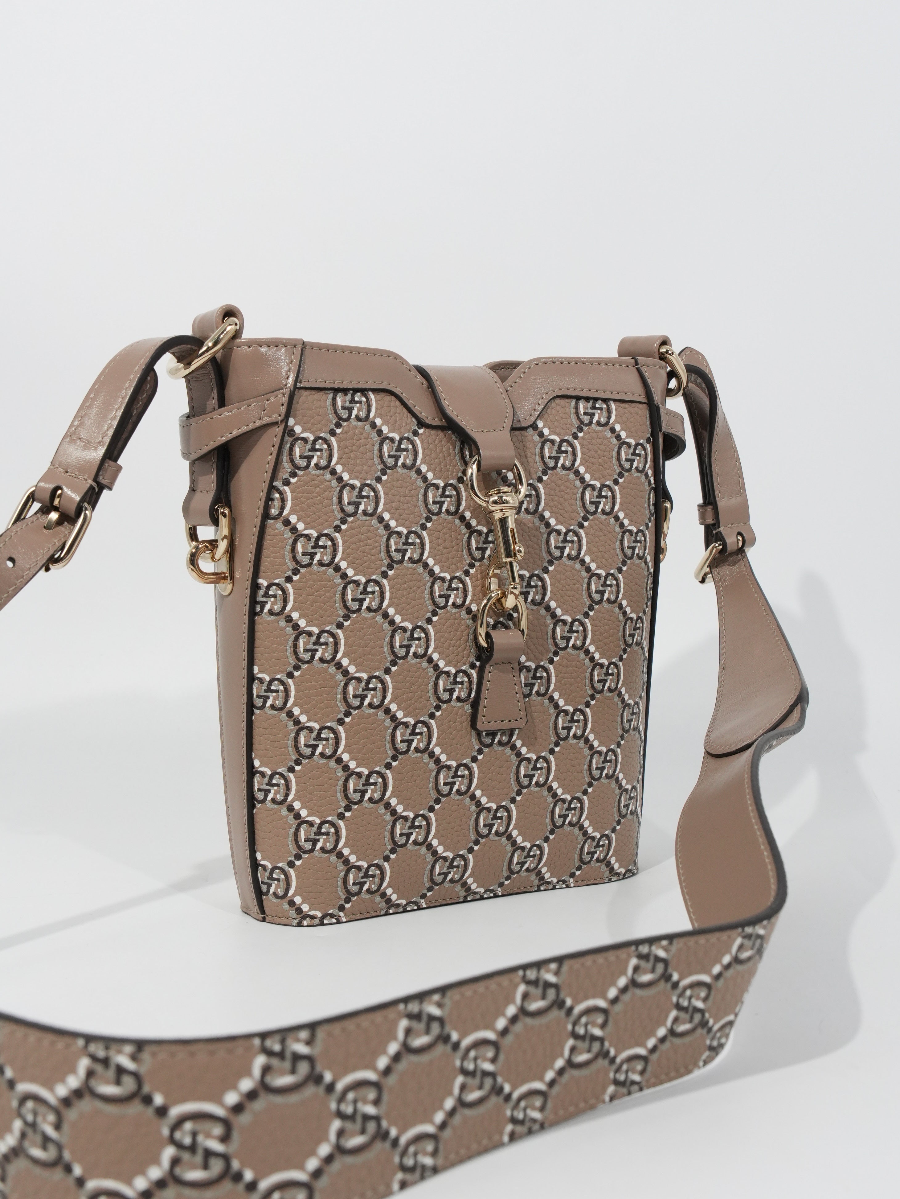 Gucci Mini Bucket GG in Pelle