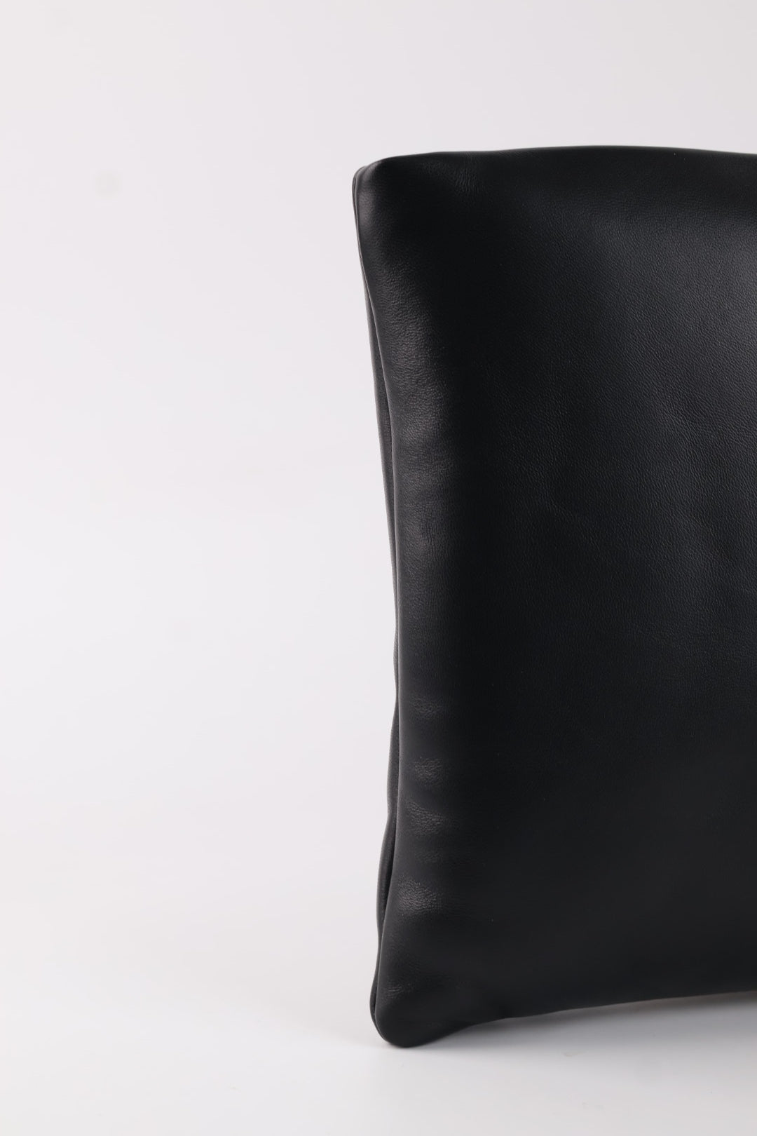 Saint Laurent New Pouch