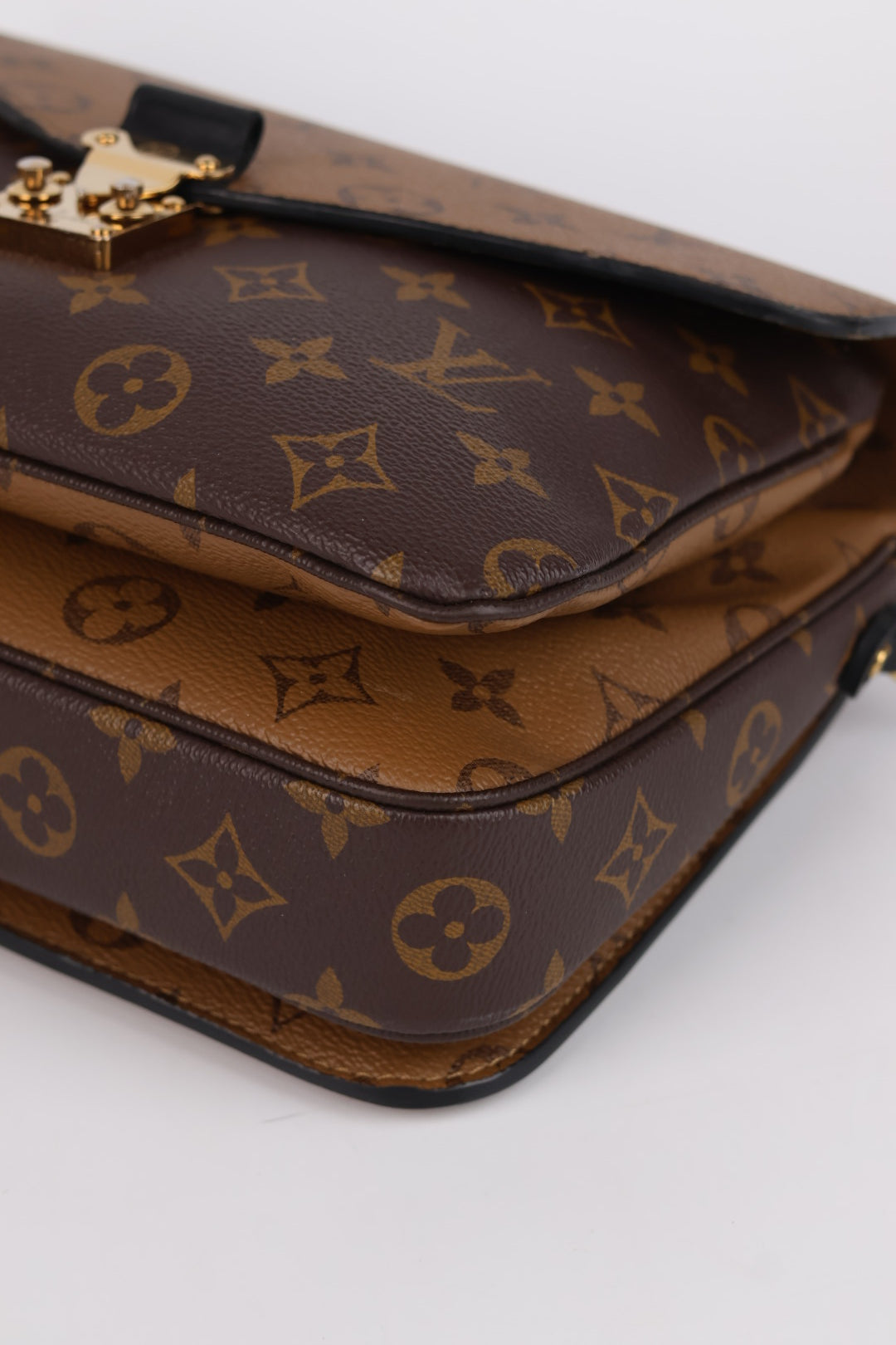 Louis Vuitton Métis Reverse