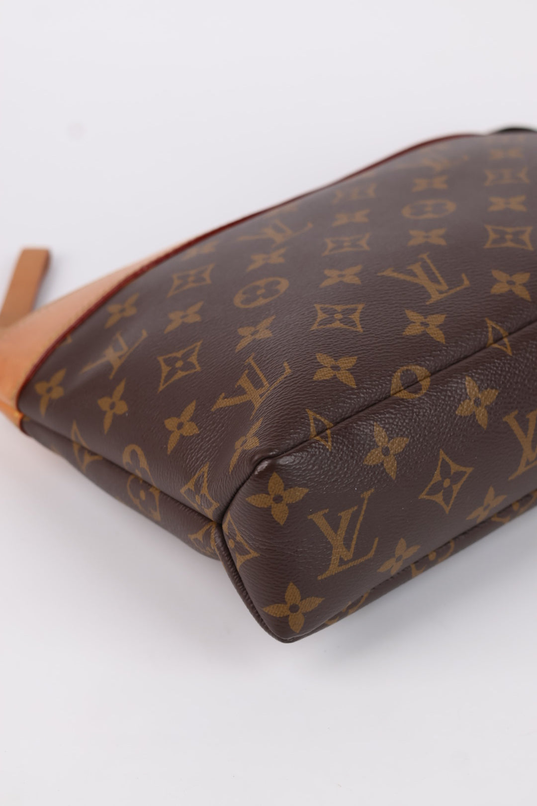 Louis Vuitton Pochette Voyage Souple