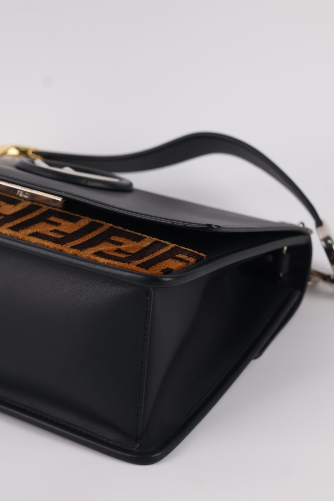 Fendi Kan FF Pelle e Velvet