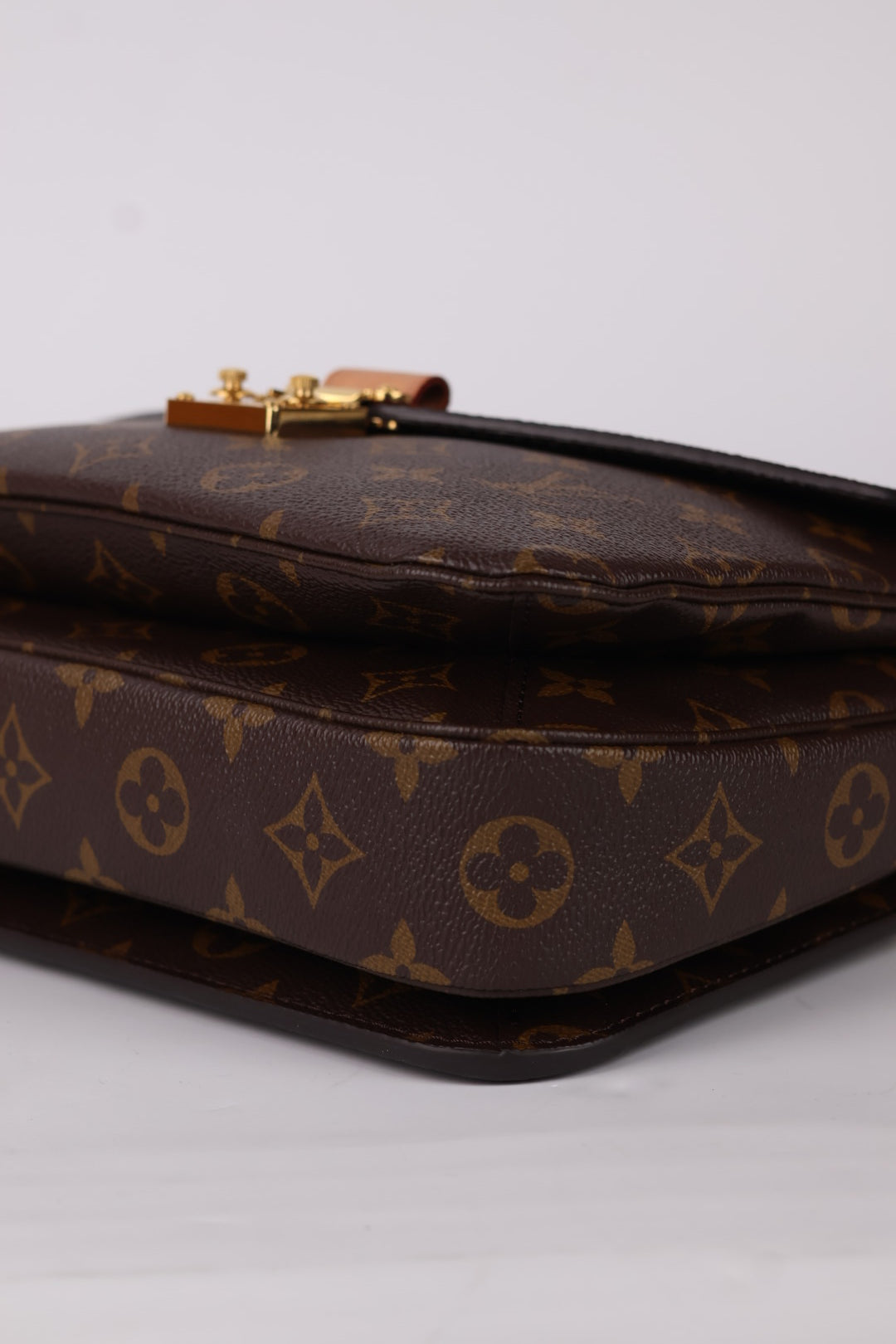 Louis Vuitton Métis Monogram