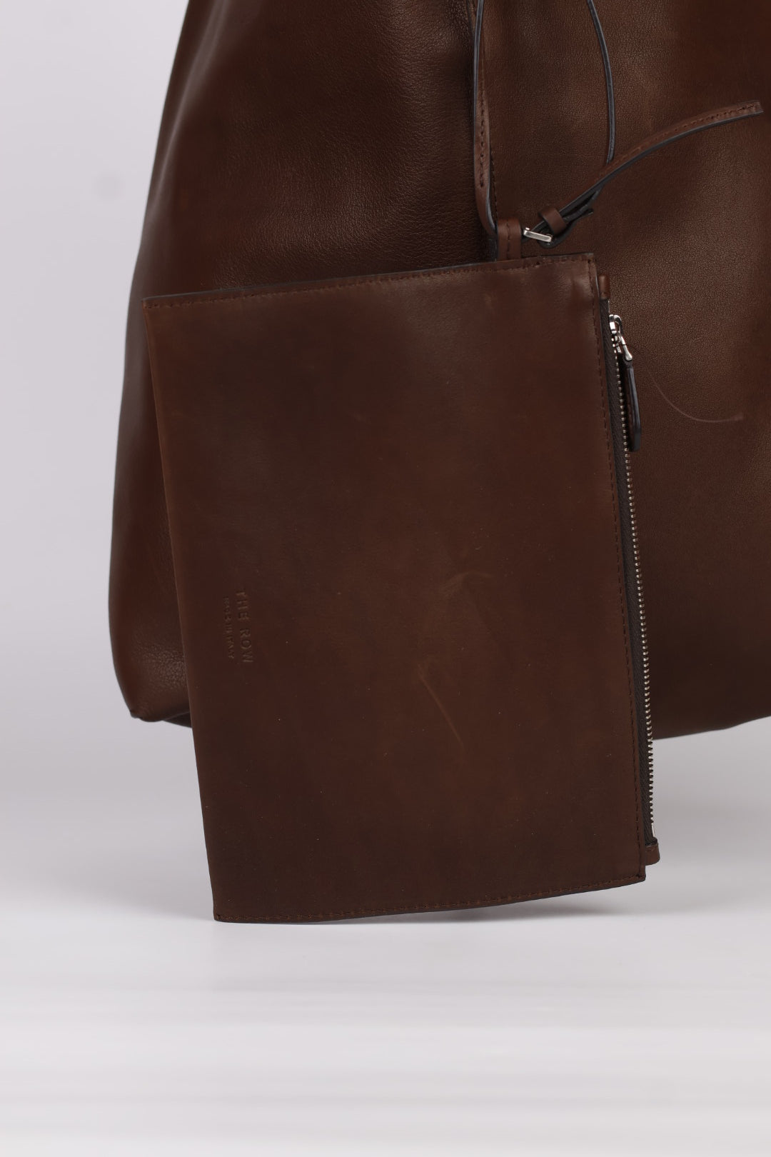 The Row Bindle Stitch in Pelle