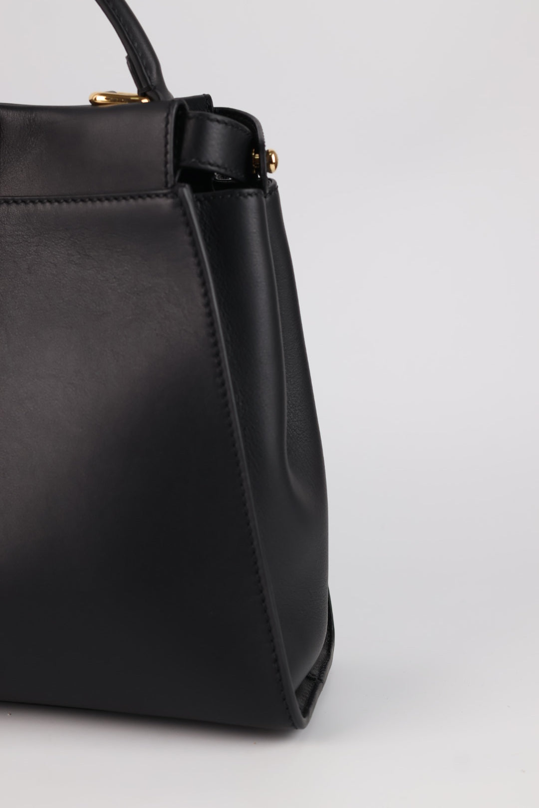 Fendi Peekaboo Media in Pelle