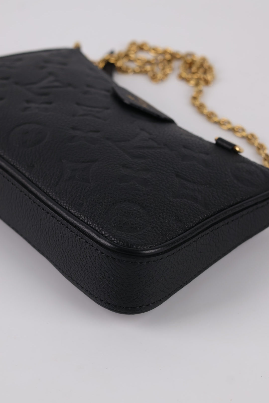 Louis Vuitton Easy Pochette Empreinte