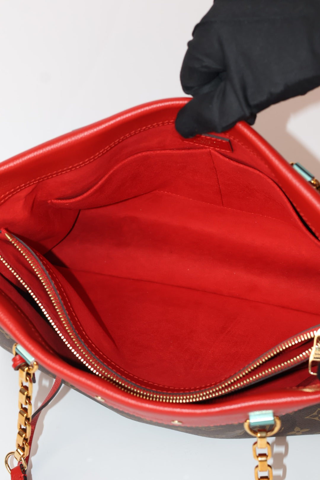 Louis Vuitton Pallas Shopping Monogram