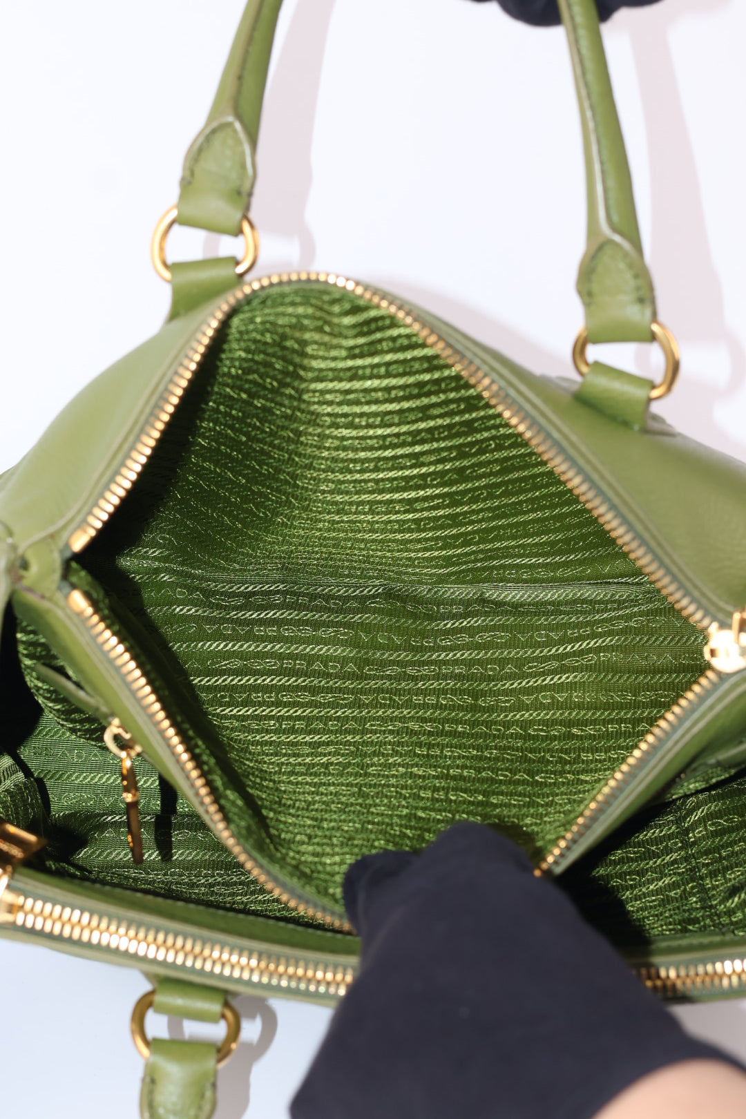 Prada Tote in Pelle Verde