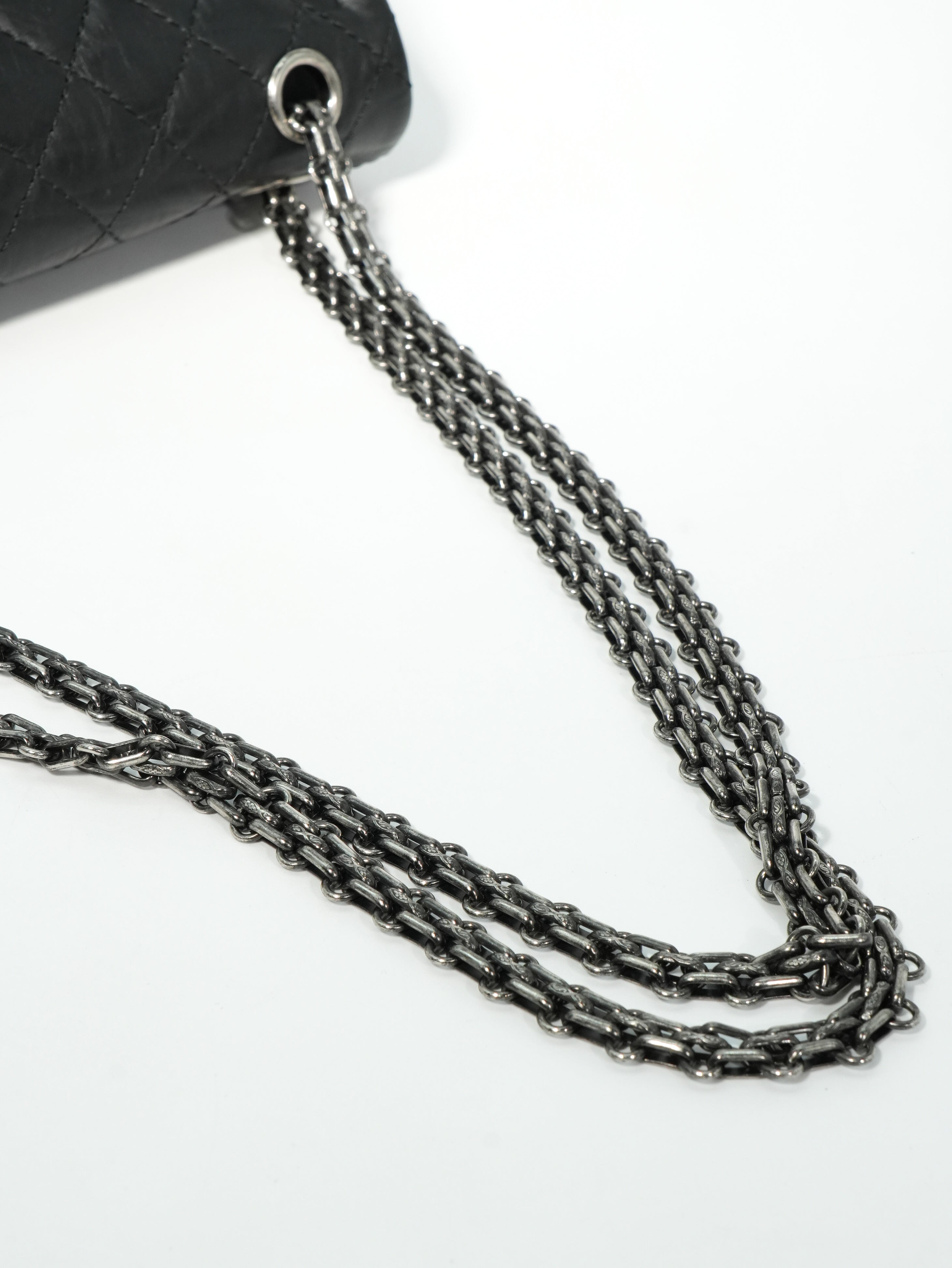 Chanel 2.55 Reissue