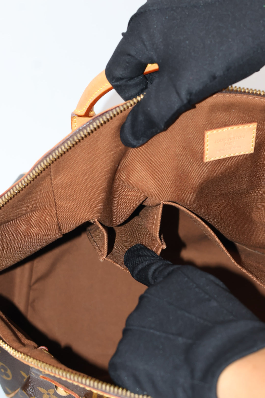 Louis Vuitton Tivoli GM Monogram