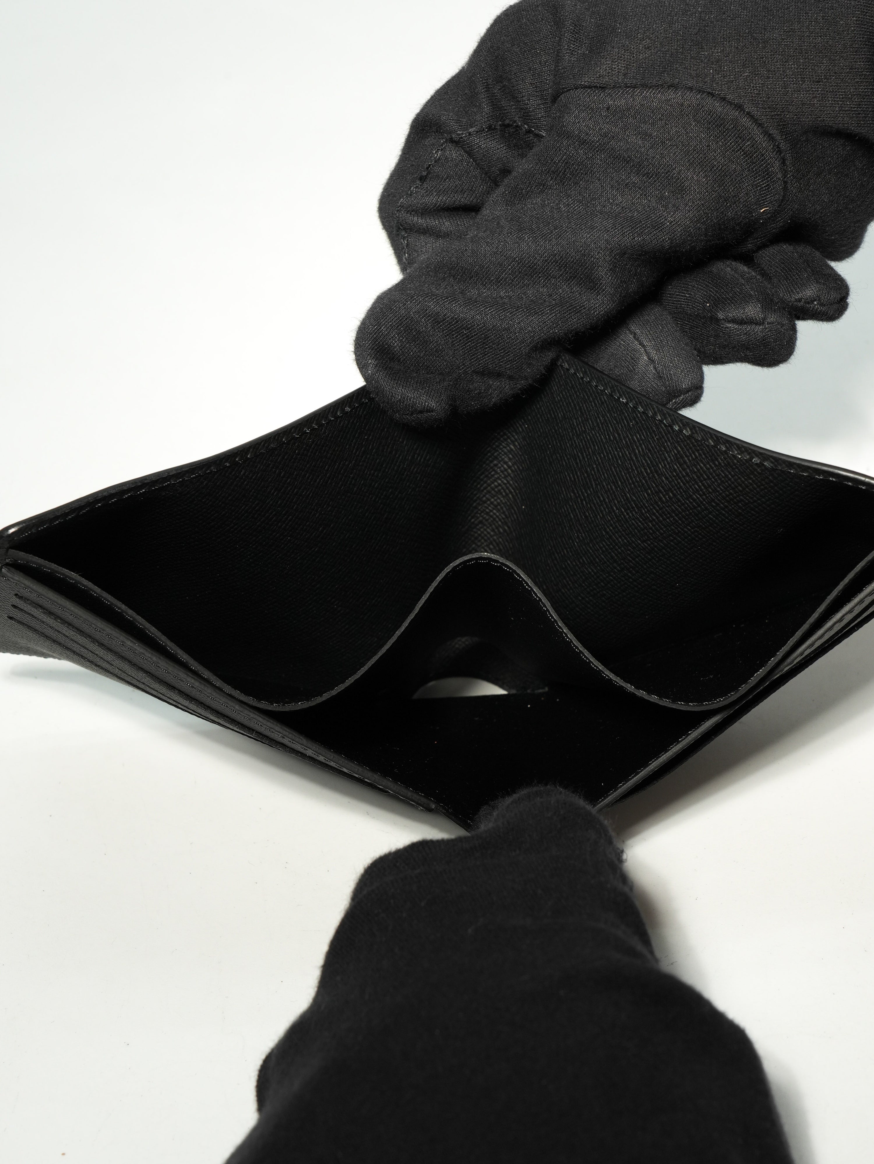 Louis Vuitton Portafoglio Multiple Epi