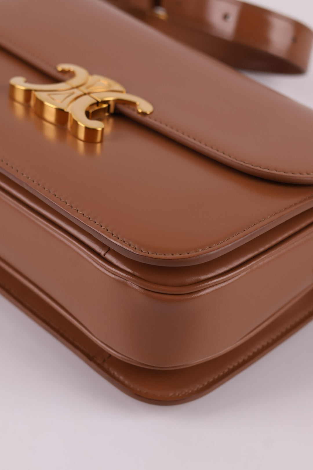 Celine Triomphe Classique