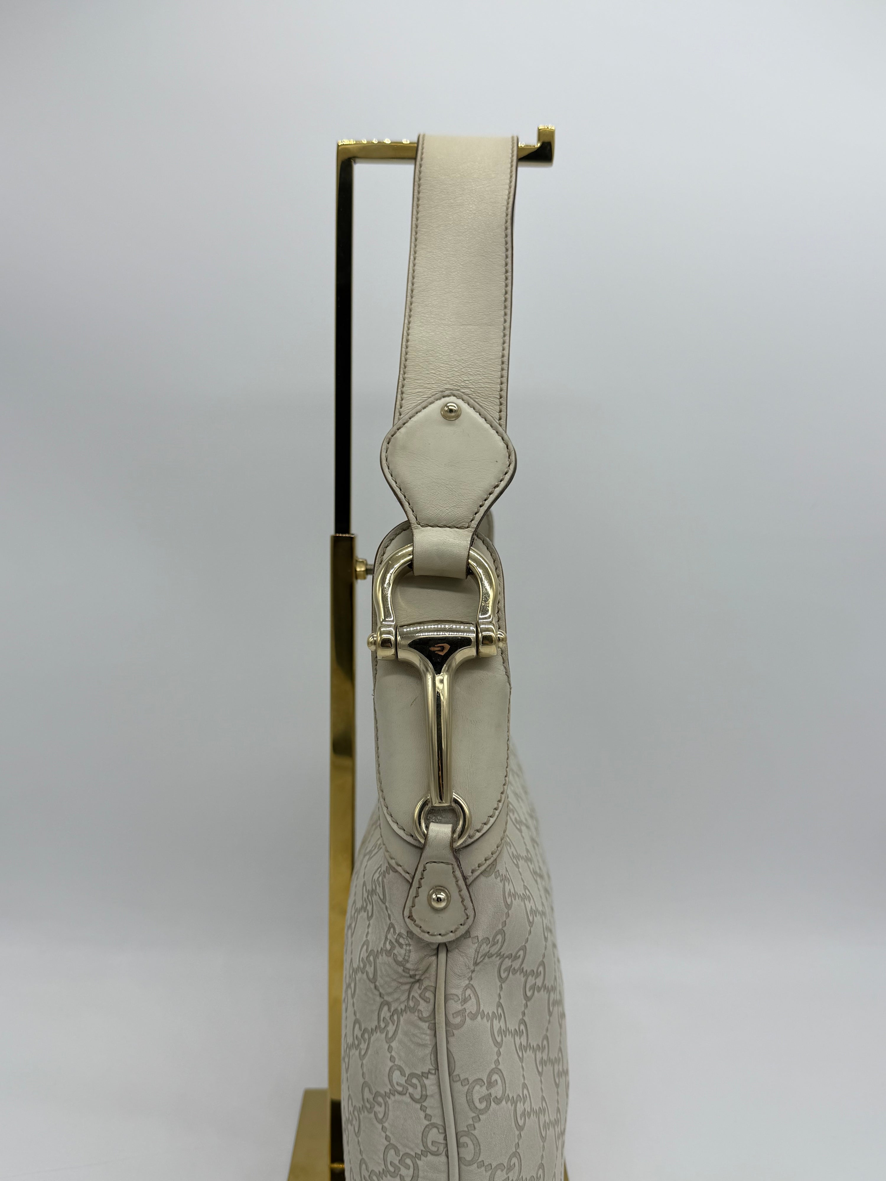 Gucci Hobo GG Signature