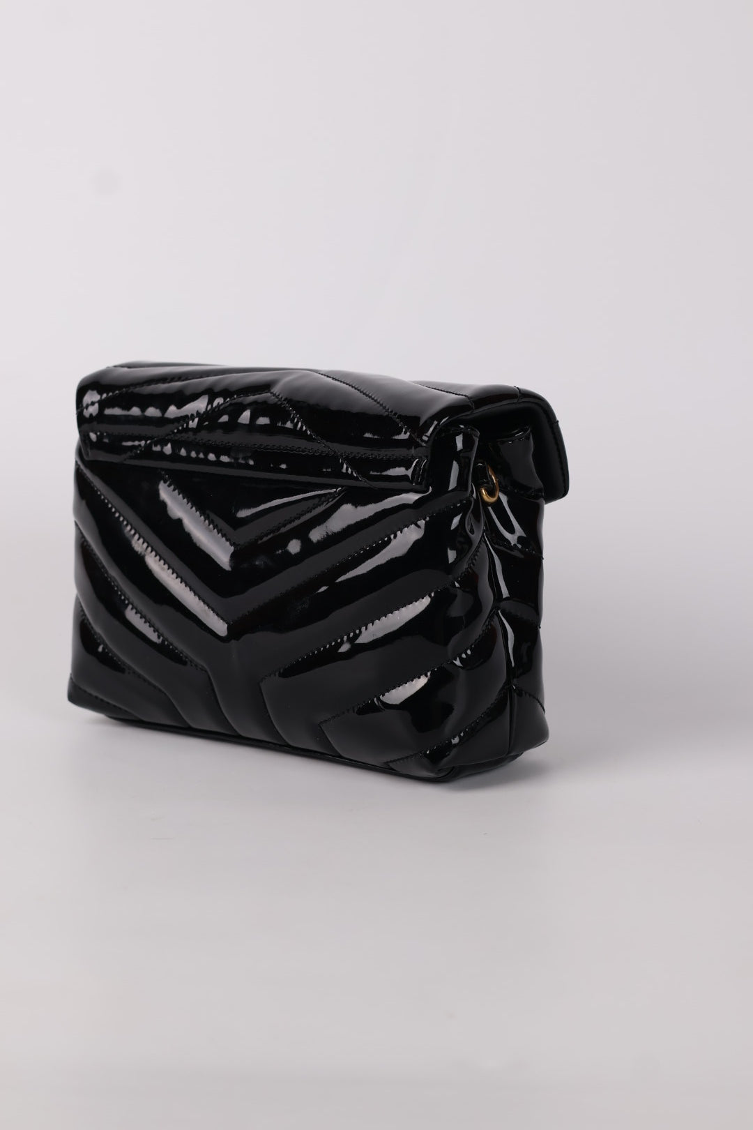 Saint Laurent Lou Lou Toy Vernis