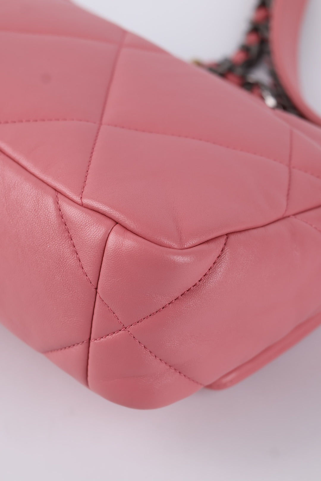 Chanel 19 in Pelle d’Agnello