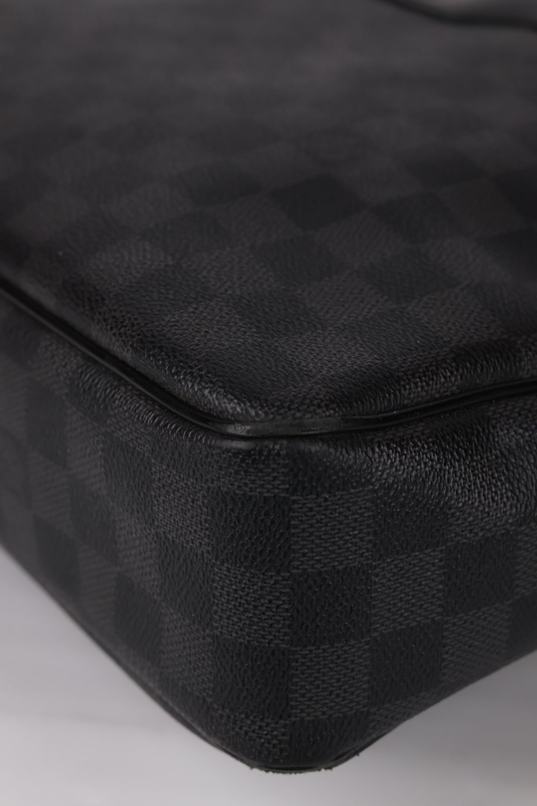 Louis Vuitton Abesses Messenger Damier Graphite