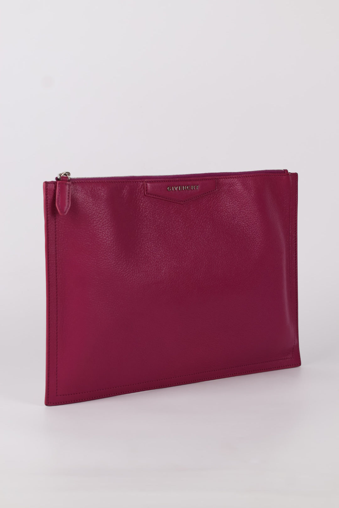 Givenchy Antigona Pochette