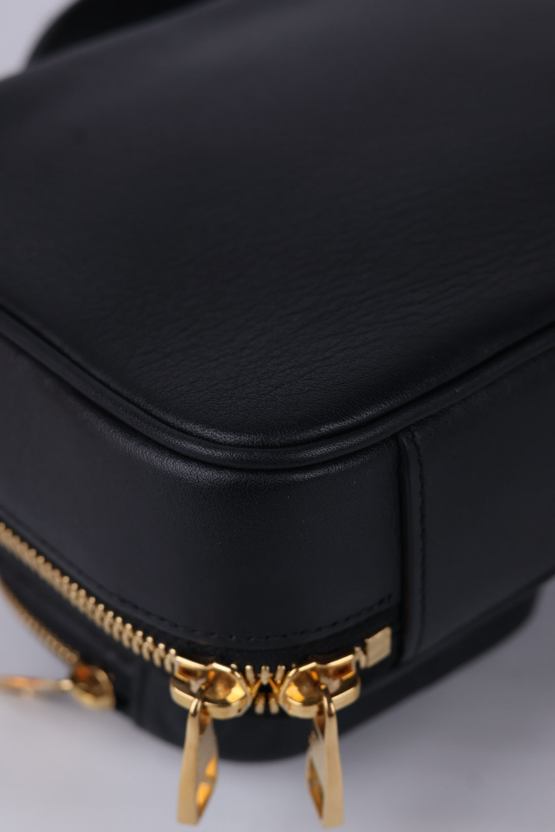 Louis Vuitton Utility Empreinte