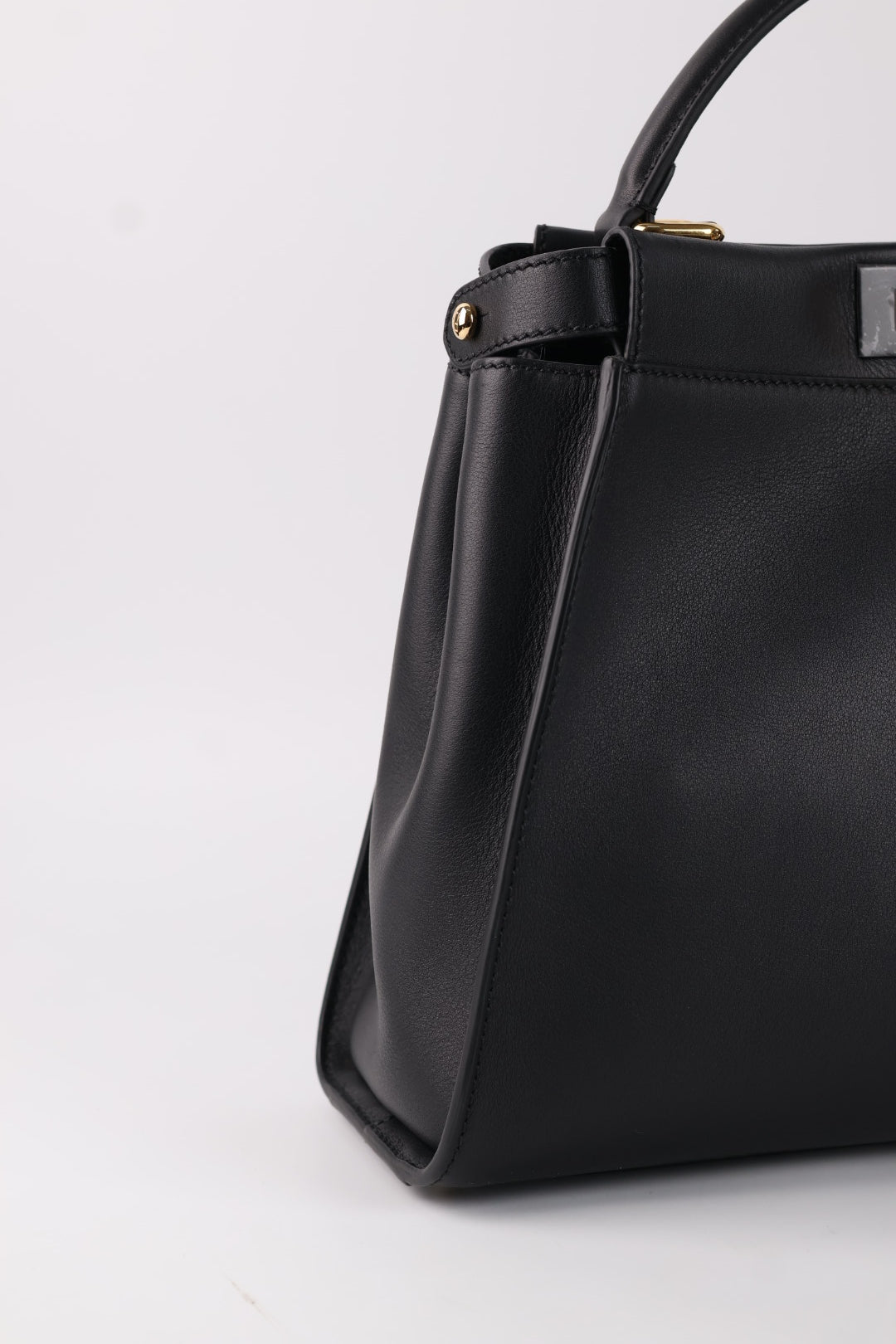Fendi Peekaboo Media in Pelle